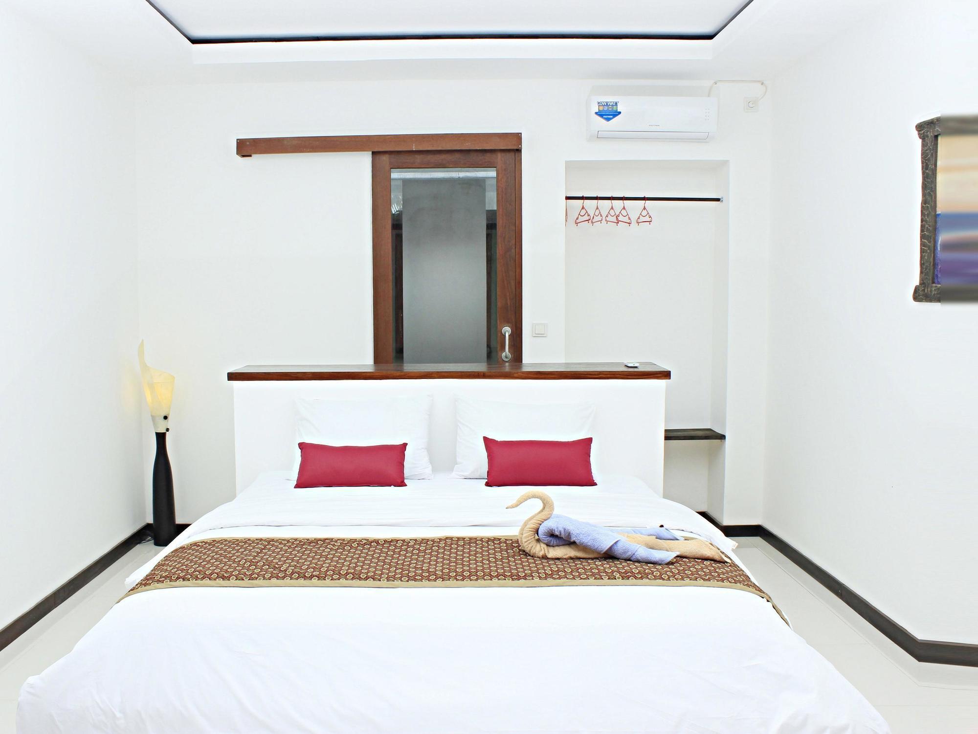 Hotel Zamburger Lombok - Previously Alam Mimpi Hotel Мангсит Экстерьер фото